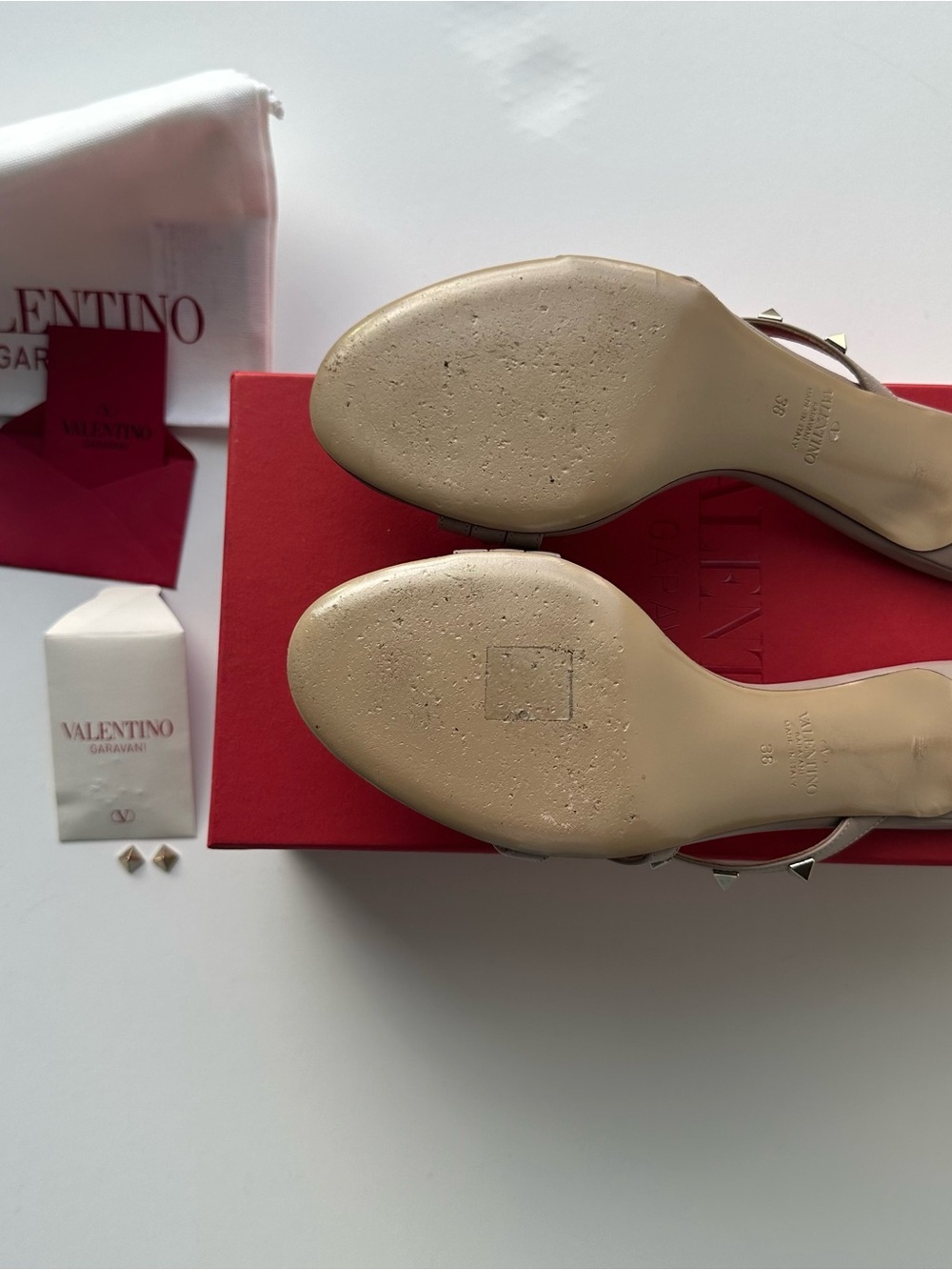 Valentino Women’s Shoes Size 38 Nude Mule Sandals with Gold Studs 2.5” heels . - Picture 4 of 16